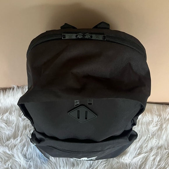 {Adidas Originals} Base Backpack in Black & White - NWT - Picture 3 of 12